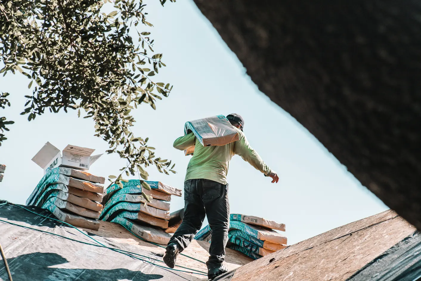 Roofing contractor in Metro Detroit